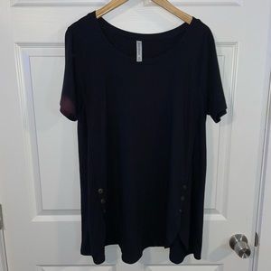 ✨🖤 Zenana Premium black top!